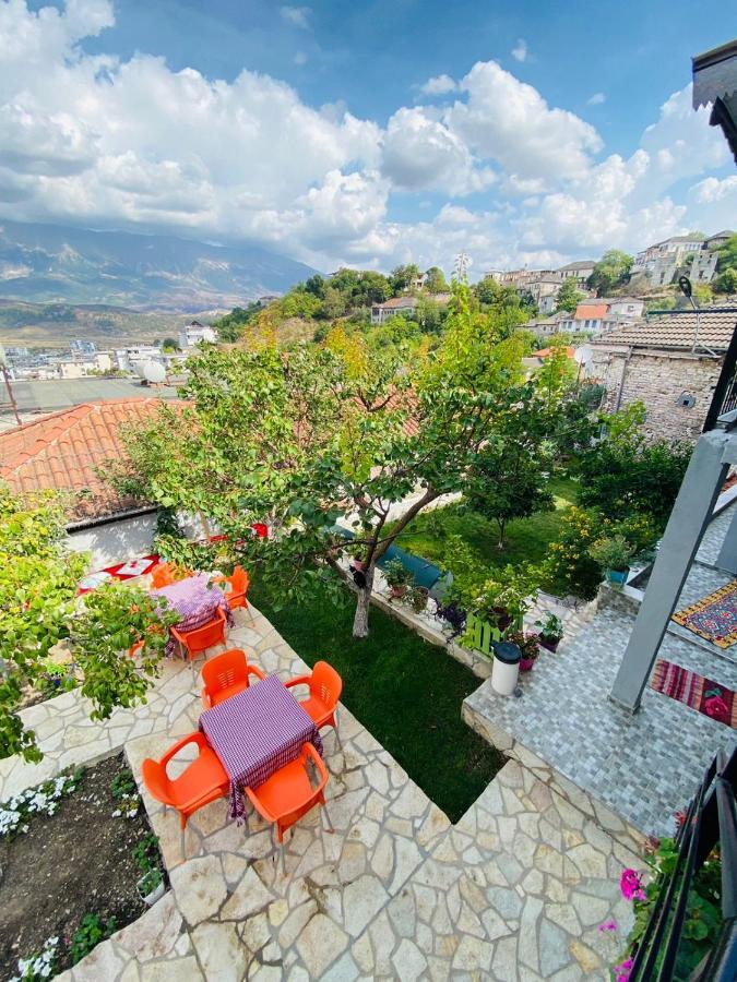 "Mani Guest House" Gjirokastër Exterior foto