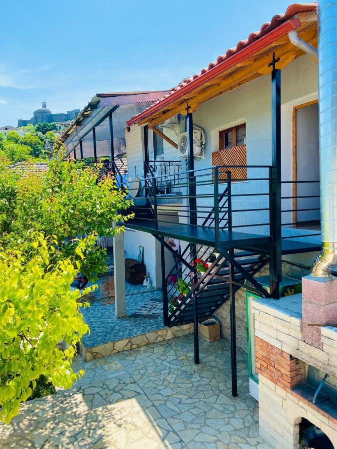 "Mani Guest House" Gjirokastër Exterior foto
