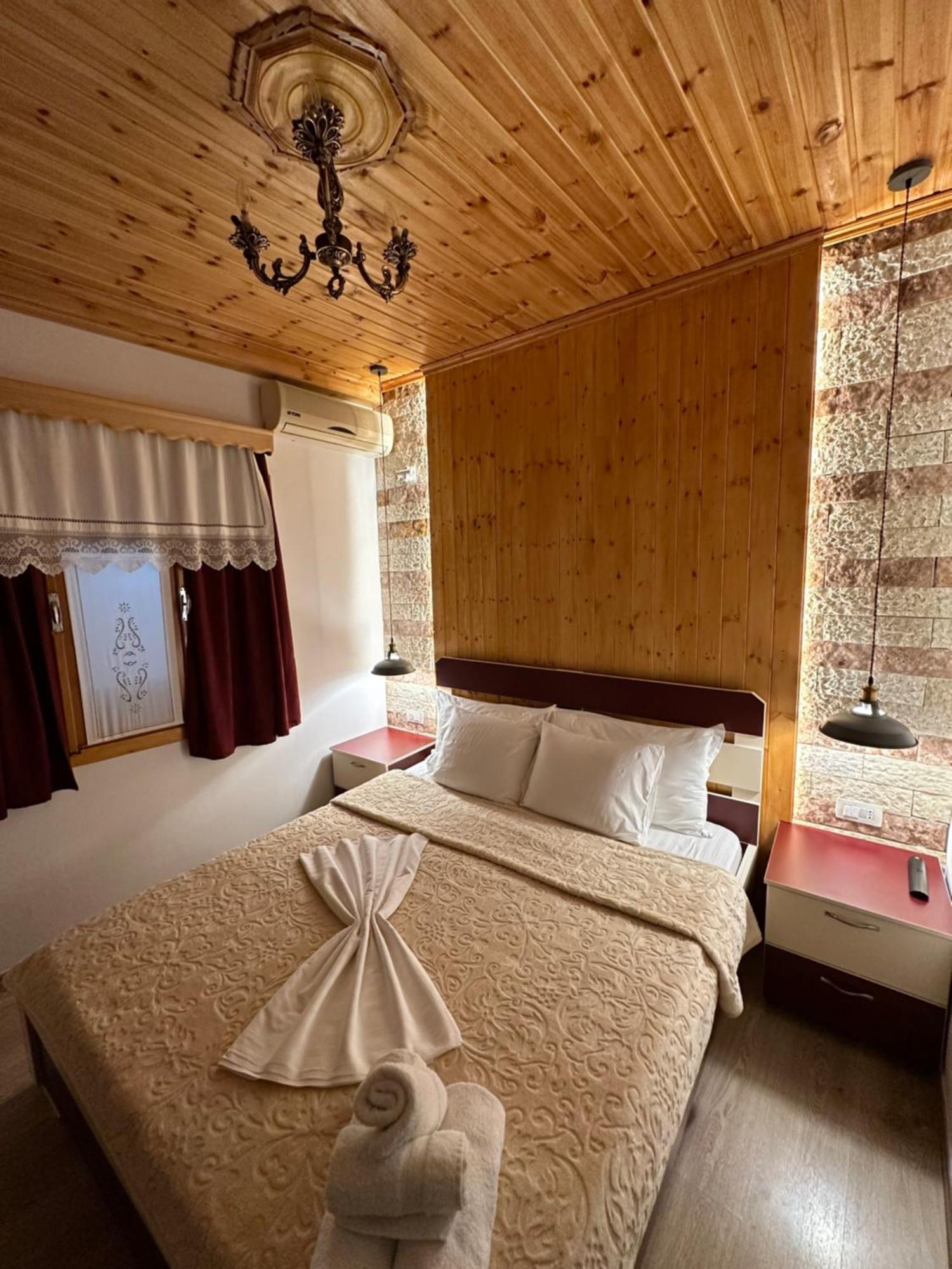 "Mani Guest House" Gjirokastër Exterior foto