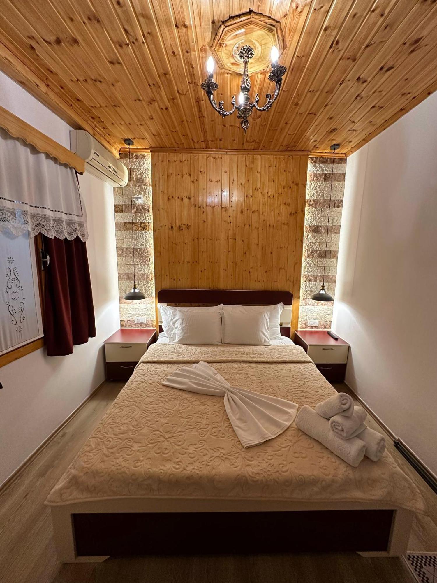 "Mani Guest House" Gjirokastër Exterior foto